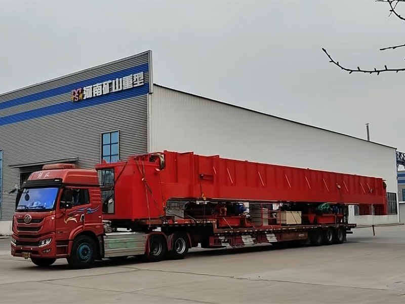雙梁起重機 QD20t-22.5m   制作完成 裝車發(fā)出
